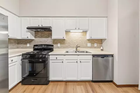 Kitchen - 21212 Duncan Ct, Plainfield, IL 60544 photo 1 of 3