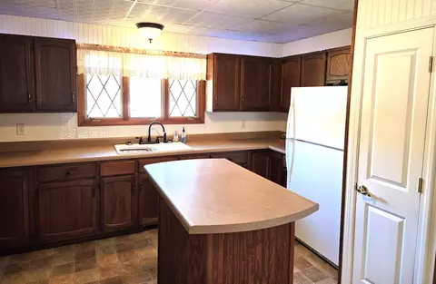 Kitchen - 2230 N 1200 Ave, Camp Point, IL 62320 photo 2 of 3