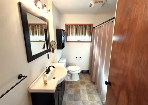 Bath - 2230 N 1200 Ave, Camp Point, IL 62320 photo 1 of 1