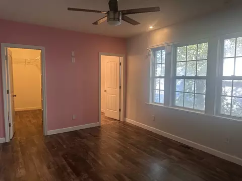 Bedroom - 116 Mcfall St, Benton, IL 62812 photo 1 of 5