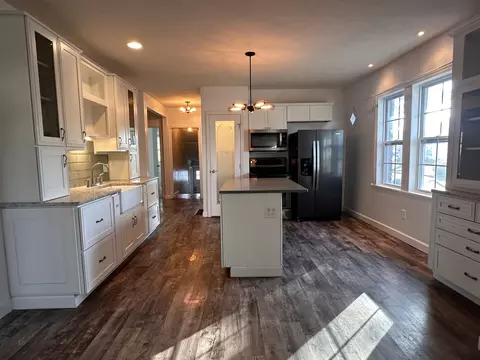 Kitchen - 116 Mcfall St, Benton, IL 62812 photo 4 of 5