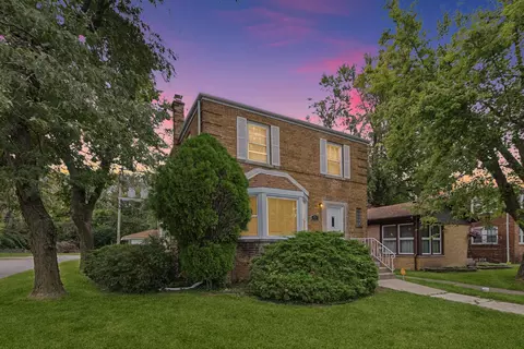 49 Parkside Ave, Chicago Heights, IL 60411