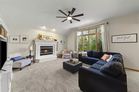 Living - 24508 Brooklands Ln, Plainfield, IL 60585 photo 2 of 2