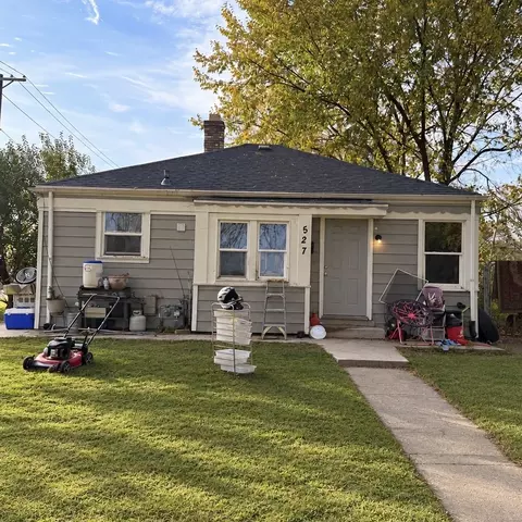527 Webster Ave, Rockford, IL 61102