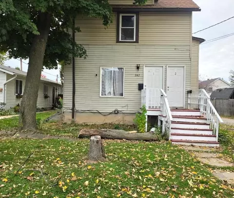242 S Victory St, Waukegan, IL 60085