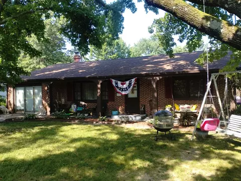 600 S Skyline, Carbondale, IL 62901