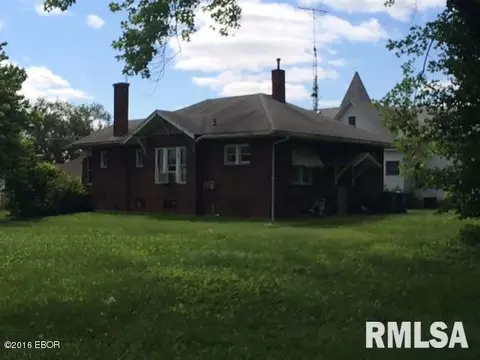 603 N Victor St, Christopher, IL 62822 photo 5