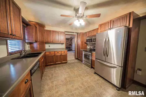 11795 E Violet Rd, Mount Vernon, IL 62864 photo 7