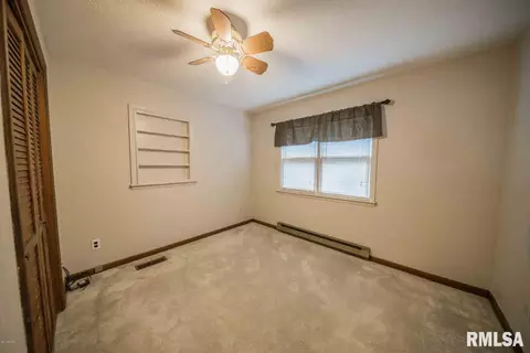 11795 E Violet Rd, Mount Vernon, IL 62864 photo 14