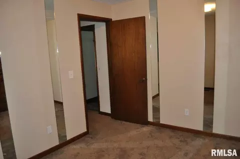 11795 E Violet Rd, Mount Vernon, IL 62864 photo 13
