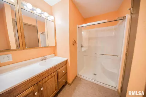 11795 E Violet Rd, Mount Vernon, IL 62864 photo 11