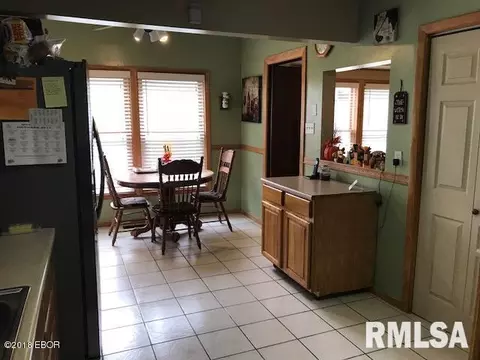 2137 Edith, Murphysboro, IL 62966 photo 5