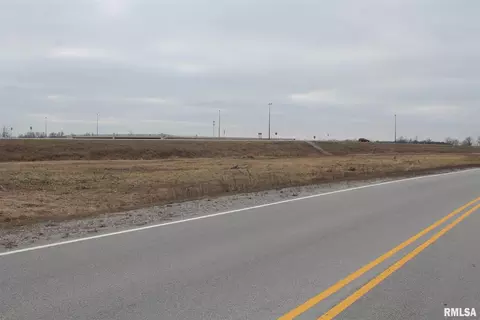 0004 N Frontage Rd, Carterville, IL 62918