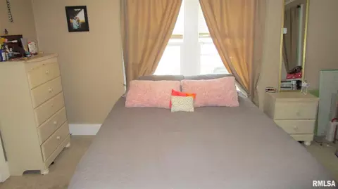 554 E North Ave, Flora, IL 62839 photo 21