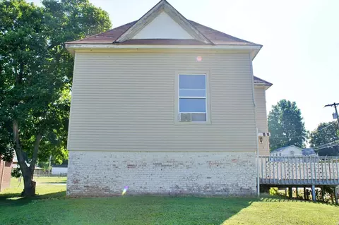 2100 Holbrook Ave, Cairo, IL 62914 photo 9
