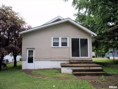 807 E Carter St, Marion, IL 62959 photo 12