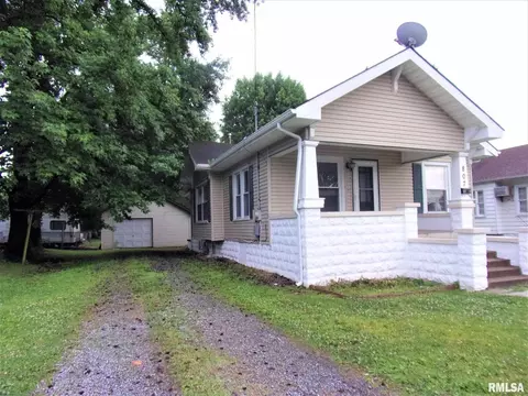 807 E Carter St, Marion, IL 62959 photo 9