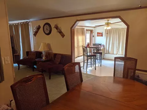 457 E D Ave, Radom, IL 62876 photo 14