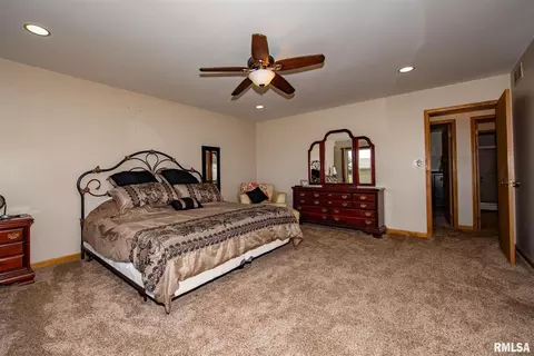 90 Golf Course Rd, Eldorado, IL 62930 photo 34