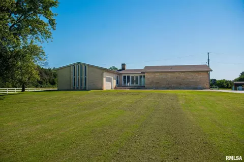 90 Golf Course Rd, Eldorado, IL 62930 photo 1