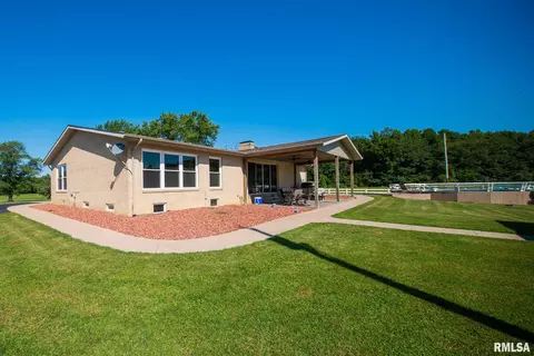 90 Golf Course Rd, Eldorado, IL 62930 photo 8