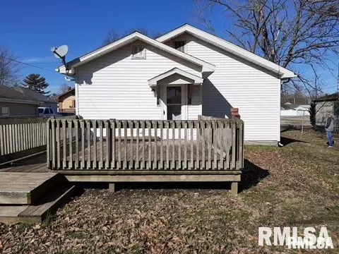 504 W Ray Ave, Christopher, IL 62822 photo 4