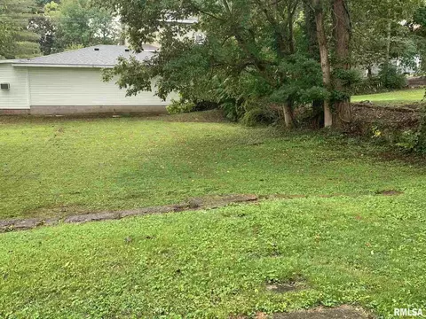 504 Morgan St, Anna, IL 62906 photo 8