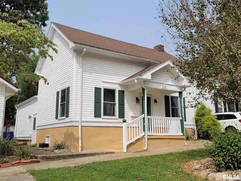 214 E 2nd St, Mount Carmel, IL 62863 photo 1