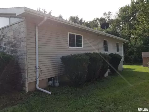 805 E Boyton St, Marion, IL 62959 photo 24