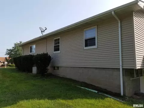 805 E Boyton St, Marion, IL 62959 photo 25
