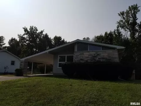 805 E Boyton St, Marion, IL 62959 photo 23