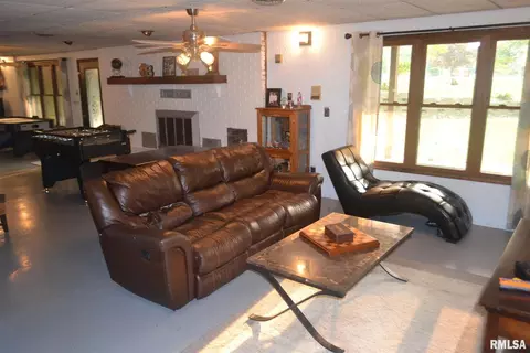 1150 Byars Rd, Centralia, IL 62801 photo 24