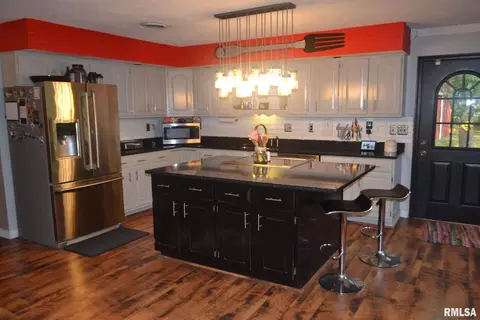 1150 Byars Rd, Centralia, IL 62801 photo 18