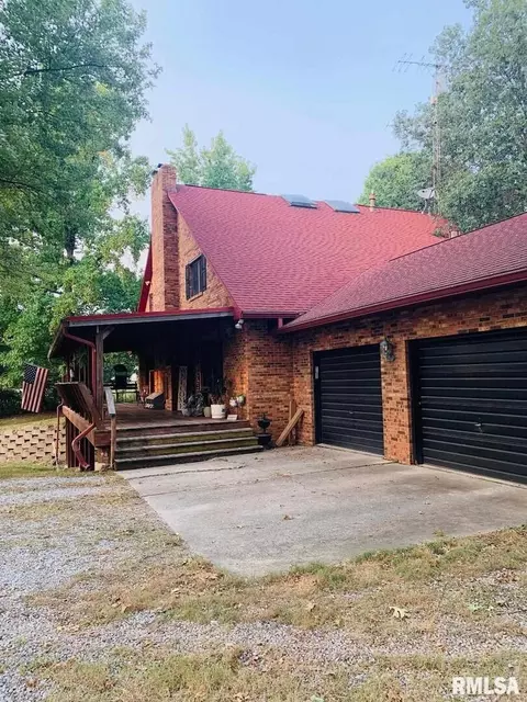 1150 Byars Rd, Centralia, IL 62801 photo 2