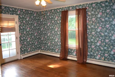 910 E 3rd St, Centralia, IL 62801 photo 15