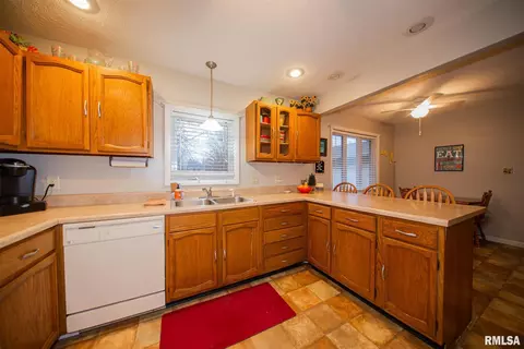 108 Philip Rd, Christopher, IL 62822 photo 11