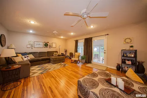 108 Philip Rd, Christopher, IL 62822 photo 13