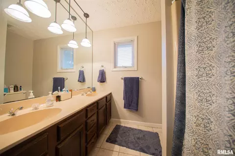 108 Philip Rd, Christopher, IL 62822 photo 19