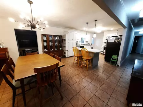 605 E Clark Trl, Herrin, IL 62948 photo 19