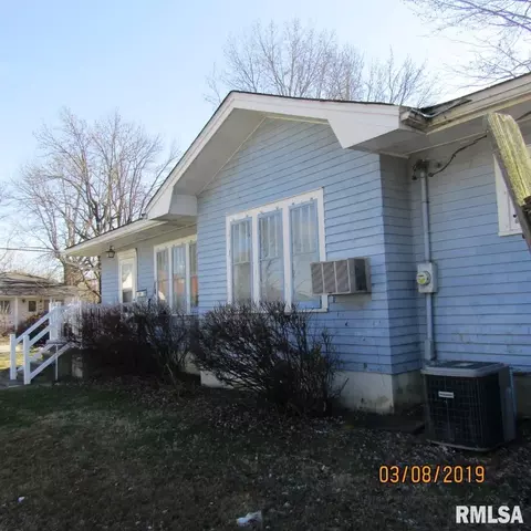 501 S Jesse St, Christopher, IL 62822 photo 7
