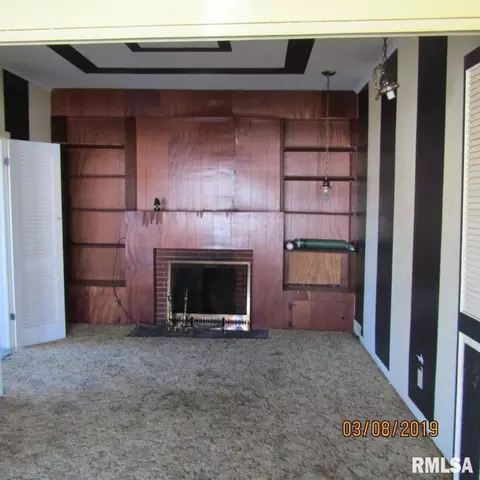 501 S Jesse St, Christopher, IL 62822 photo 5