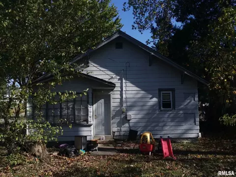 2017 N Main St, Eldorado, IL 62930 photo 2