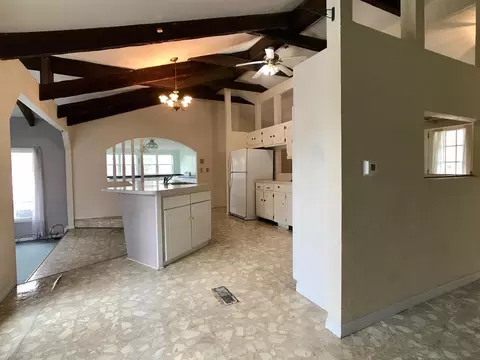 270 E Taswell St, Equality, IL 62934 photo 8
