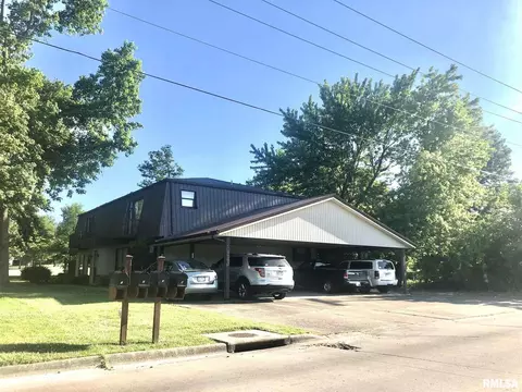 416 E Clark Trl, Herrin, IL 62948 photo 4