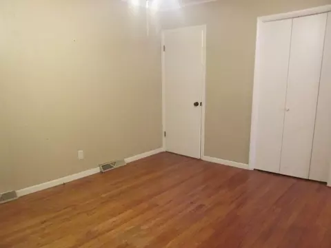 607 E Main St, Ridgway, IL 62979 photo 12