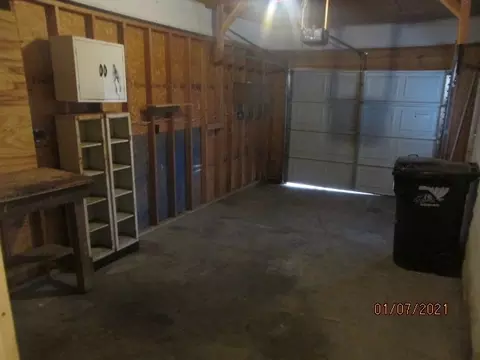 607 E Main St, Ridgway, IL 62979 photo 18