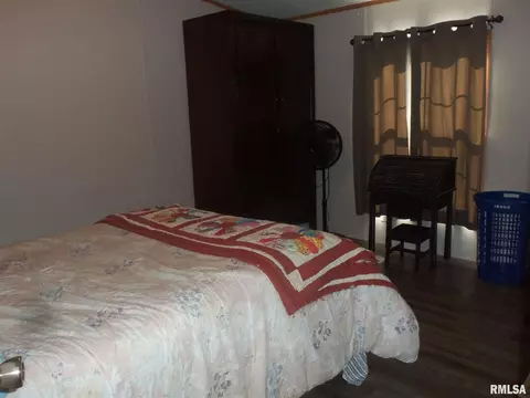 310 W 1st St, Ewing, IL 62836 photo 32