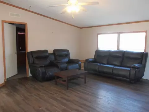 310 W 1st St, Ewing, IL 62836 photo 12