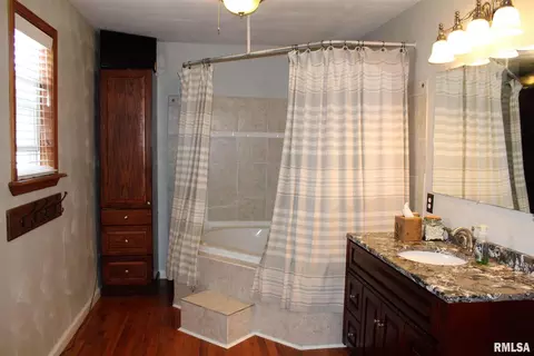 1210 S Maple Ave, Salem, IL 62881 photo 29