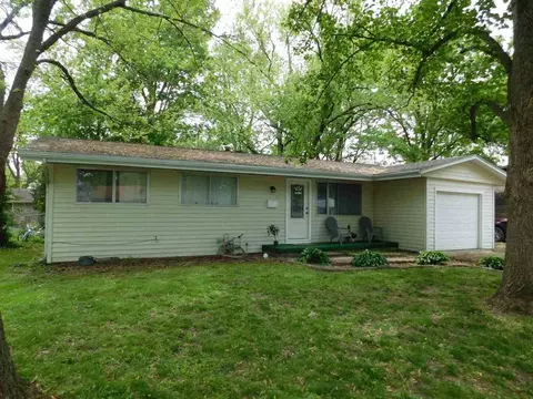 317 E Jennings St, Salem, IL 62881 photo 18